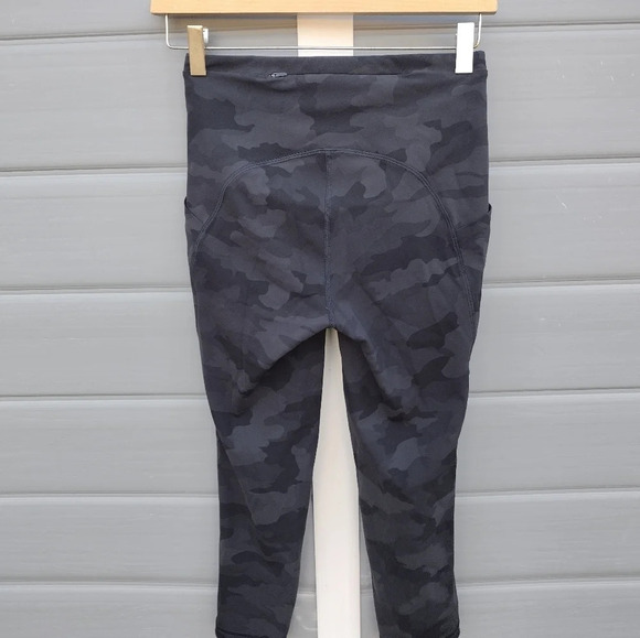 Lululemon Swift Speed High-Rise Crop 21" Size 4 Camo W6BJES EUC - Picture 3 of 7